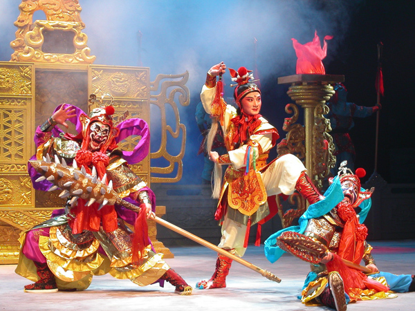 70岁“徐九经”揭幕东方名家名剧月