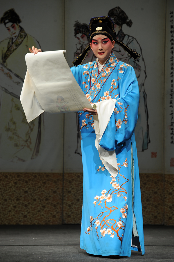 70岁“徐九经”揭幕东方名家名剧月