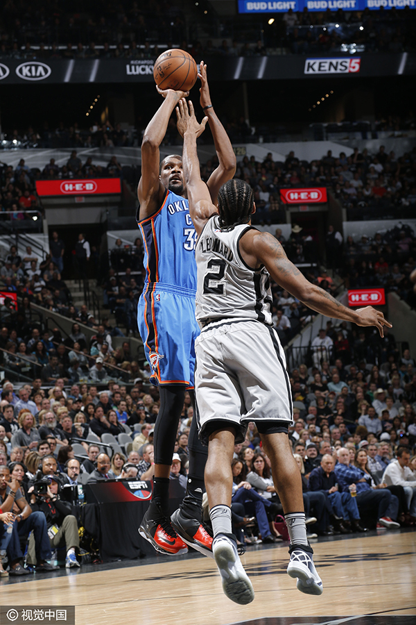 张佳玮 | 你拥有最好的杜兰特和威少，为啥看到库里就怂？