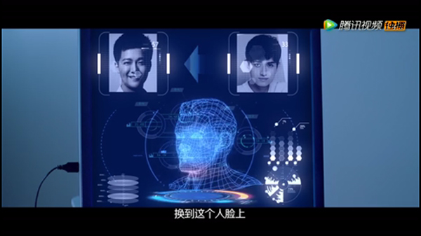 请在观剧时催眠自己：这张脸完！美！无！缺！