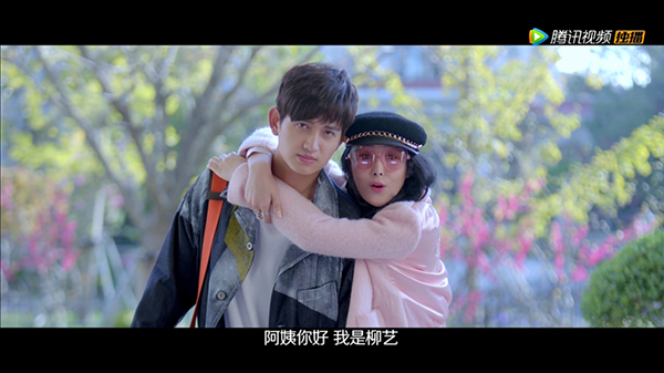 请在观剧时催眠自己：这张脸完！美！无！缺！