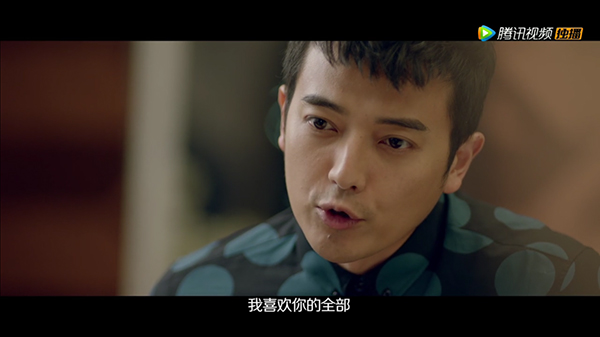 请在观剧时催眠自己：这张脸完！美！无！缺！