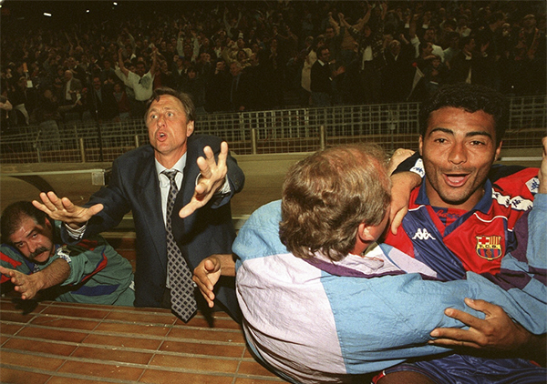 你的生活不顺？克鲁伊夫教你：继续进攻、强化进攻、全面进攻