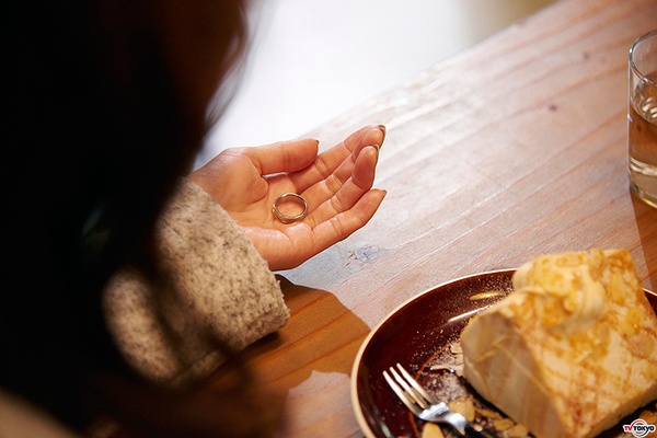 大叔谈恋爱不行，找好吃好玩的地方可以