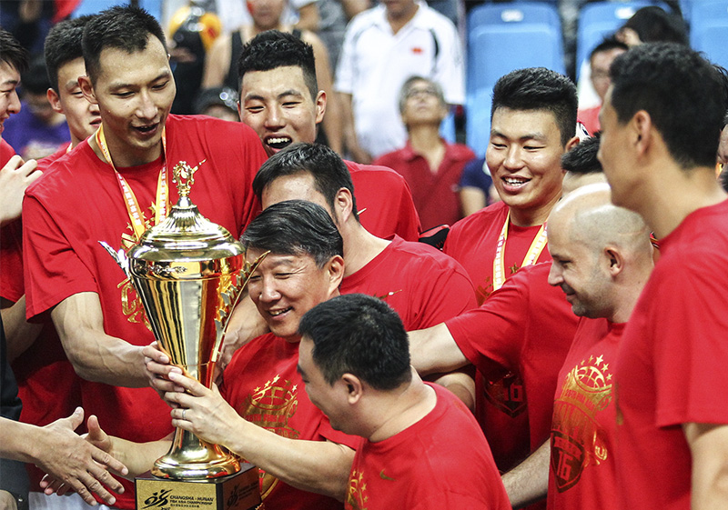 对话宫鲁鸣：篮协承诺15万却只发1万，我确实感到伤心了