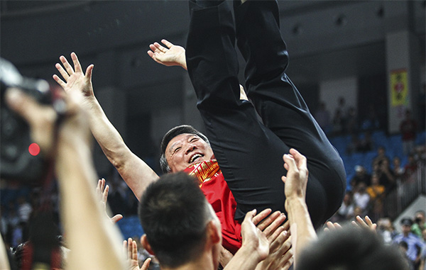 对话宫鲁鸣：篮协承诺15万却只发1万，我确实感到伤心了