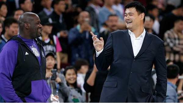 张佳玮|一人打爆湖人三大内线+科比，姚明进名人堂谁还敢黑