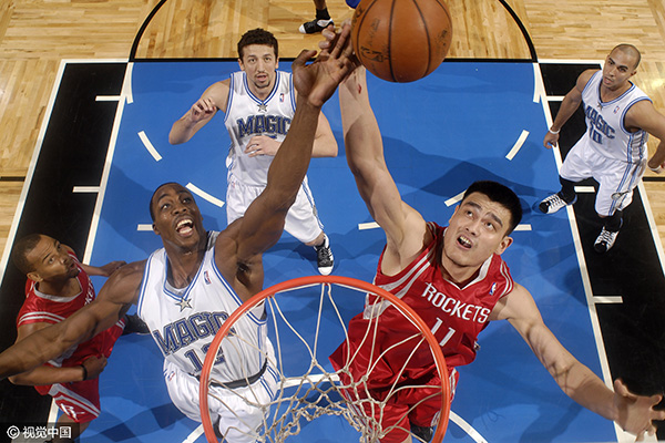 张佳玮|一人打爆湖人三大内线+科比，姚明进名人堂谁还敢黑