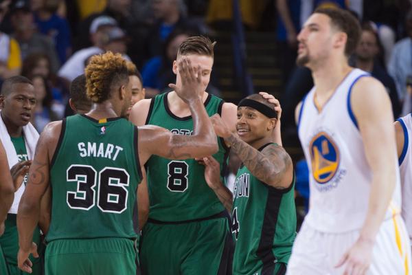 不敌绿军主场54连胜终结，勇士创历史概率缩水至51%