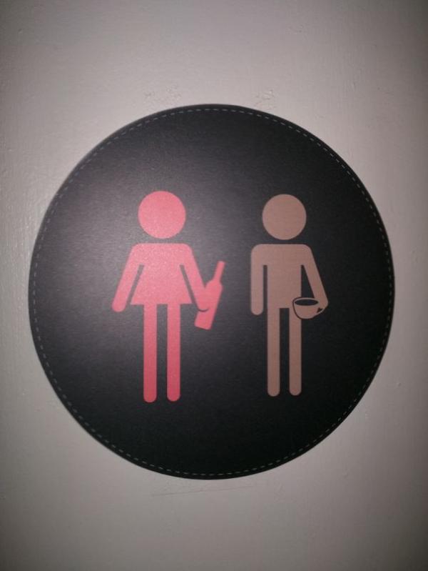 趣看|要优雅，污前看看脑洞厕标