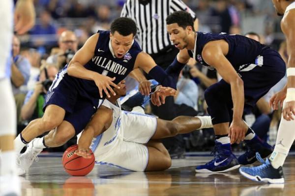 张佳玮 | 请允许我用《灌篮高手》的语言解说这场比赛