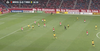 这锅斯科拉里背吗？恒大亚冠0比1负浦和，出线仅剩理论可能