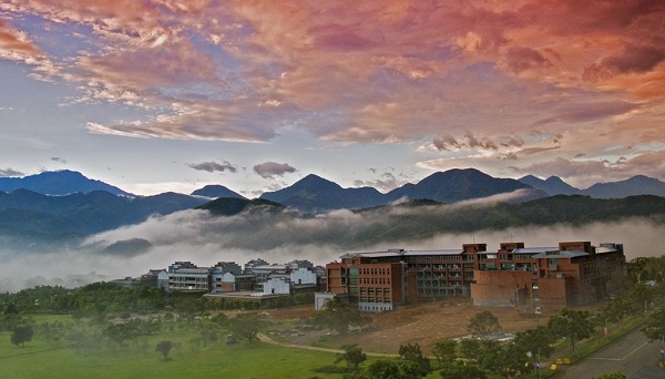 同名不同校：台湾清华、辅仁、中山大学与大陆有何渊源