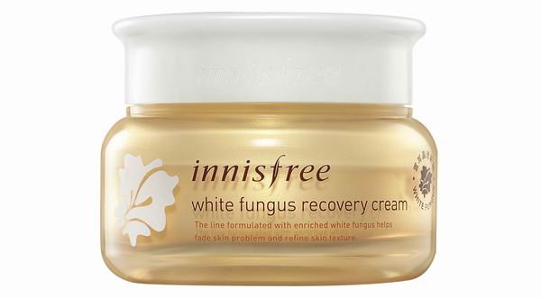 想要完美肌肤？先把你脸上的痘印去掉再说