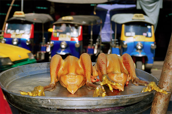 他走了36个国家拍吃，照片出来却让人想哭