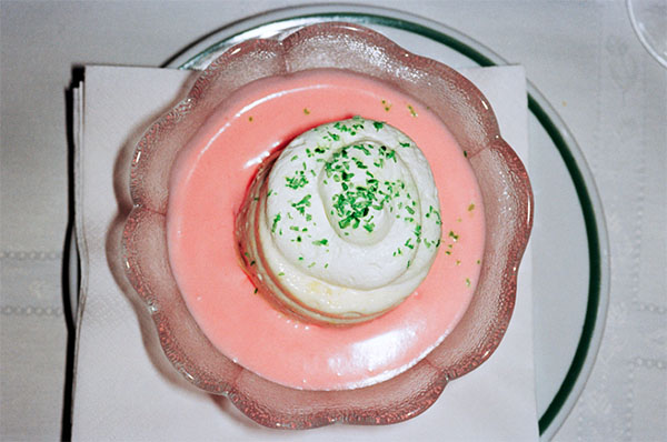 他走了36个国家拍吃，照片出来却让人想哭