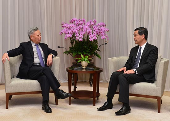 梁振英会晤金立群：期望香港尽早加入亚投行，助力亚洲基建