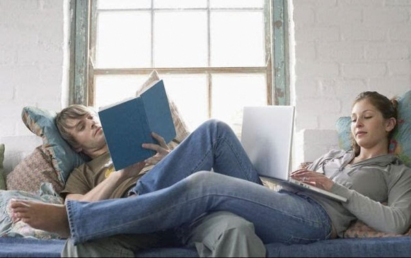 这三种姿势最舒服，但是你知道有多伤身！