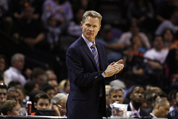 张佳玮｜勇士追平72胜，历史最佳进攻球队这一次用的是防守