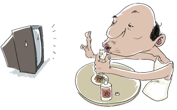 【问答】喝白酒能防电视辐射吗？