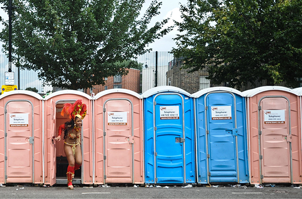 趣看，全人类都在笑↑一览世界风光，上尽人间方便处