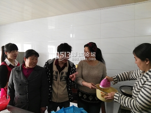 4.14社区里学技能  新市民享经验.JPG