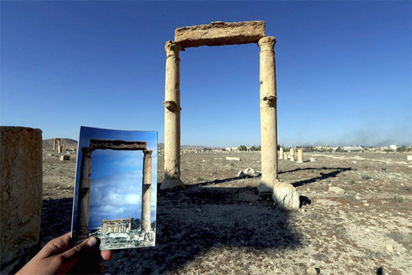 ISIS被赶走了，4天后他去帕尔米拉拍了旅游照