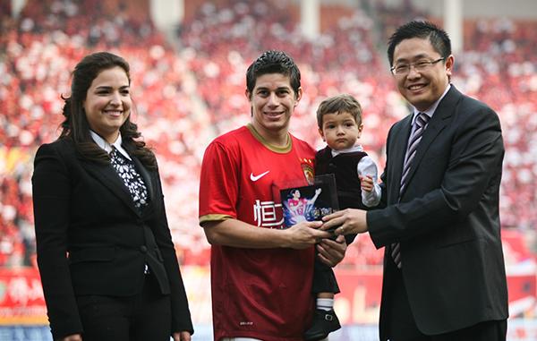 恒大亚冠抓住最后救命稻草，能否出线还要看别人脸色