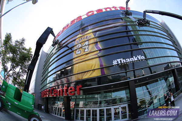 60张图读懂科比最后一战：这一次，曼巴终于面带笑容