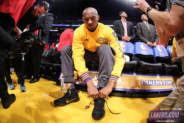 60张图读懂科比最后一战：这一次，曼巴终于面带笑容