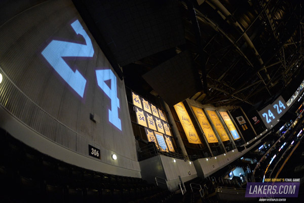 60张图读懂科比最后一战：这一次，曼巴终于面带笑容