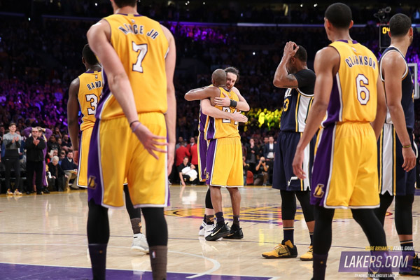 60张图读懂科比最后一战：这一次，曼巴终于面带笑容