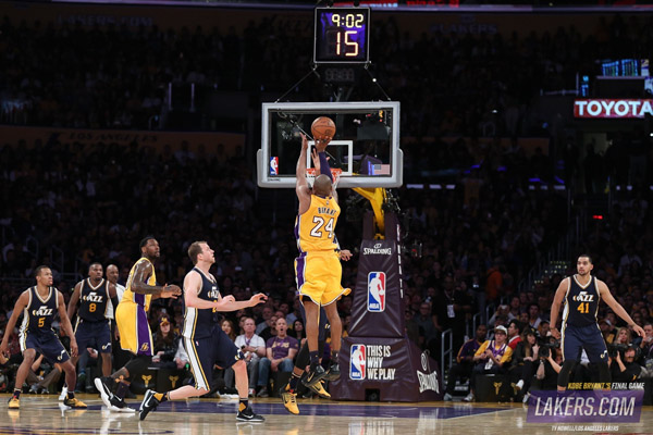 60张图读懂科比最后一战：这一次，曼巴终于面带笑容