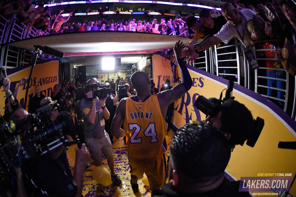 60张图读懂科比最后一战：这一次，曼巴终于面带笑容