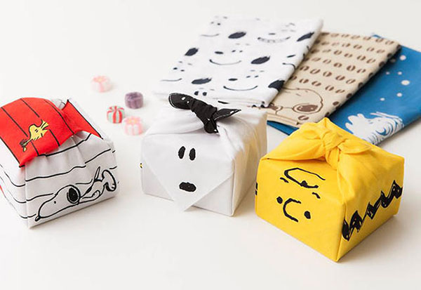 在东京史努比博物馆买！买！买！