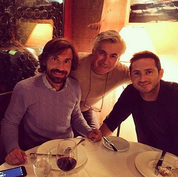 扒遍朋友圈，告诉你足坛大咖都用什么手机壳？