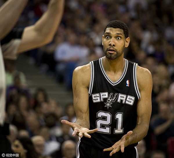 张佳玮｜邓肯四十不惑，他还是那一脸“篮球真奇妙”的表情