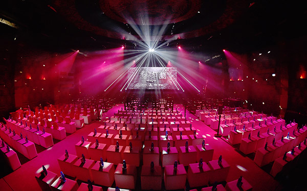 靳东：《鬼吹灯》是一部值得玩命去拍的剧