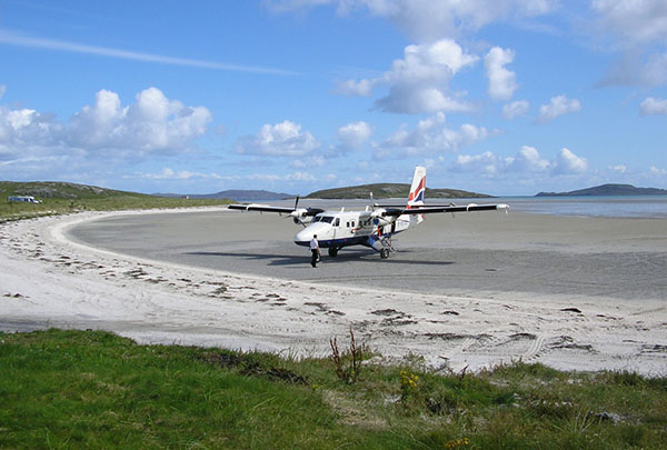 舷窗外最美的8个机场