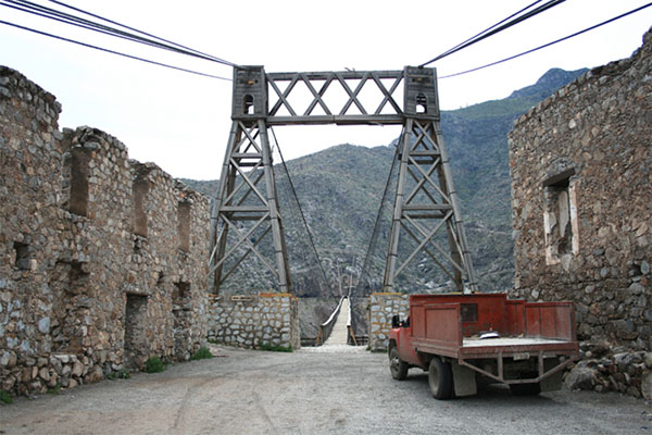 即便你没有恐高症，走在这7座桥上也会头晕目眩