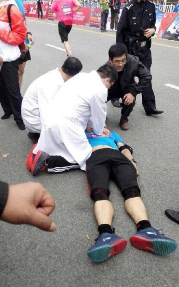 帮受伤士兵慈善筹款，英国皇家炮兵上尉猝死在马拉松终点前