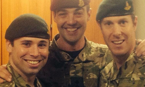 帮受伤士兵慈善筹款，英国皇家炮兵上尉猝死在马拉松终点前