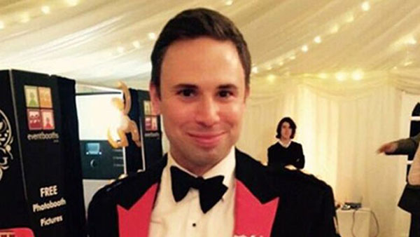 帮受伤士兵慈善筹款，英国皇家炮兵上尉猝死在马拉松终点前