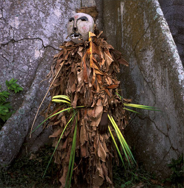 你与世界之间隔着一张面具