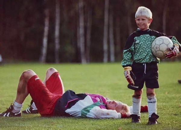 门线上的父与子，未来我们还会邂逅舒梅切尔的孙子吗