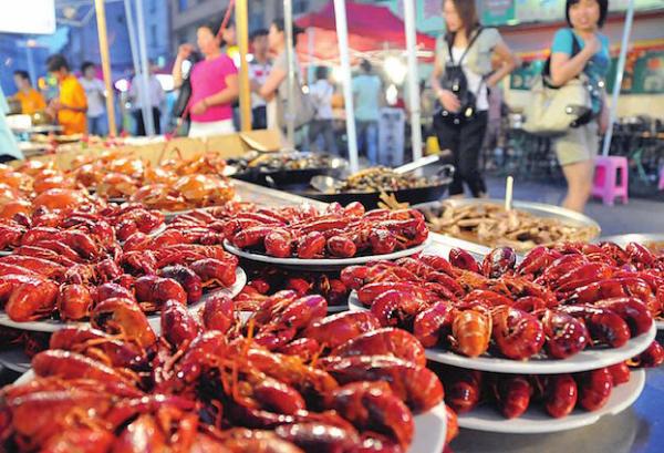 江南“尝鲜”风俗：今日立夏，宜吃小龙虾