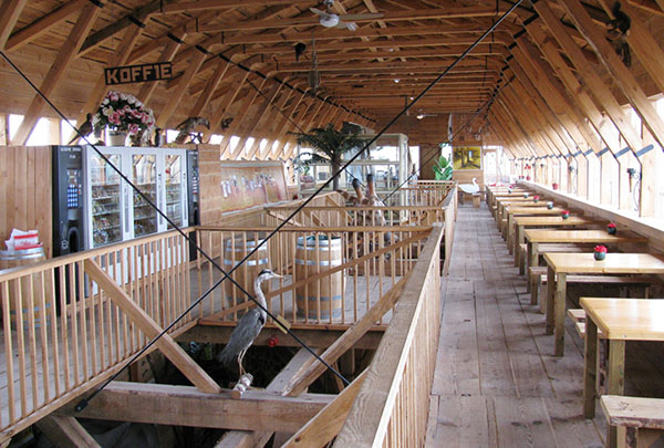 他花17年造了一艘诺亚方舟并启航了！