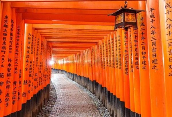 虽然在地图上不那么显眼，但这10座小城美过首都好几倍