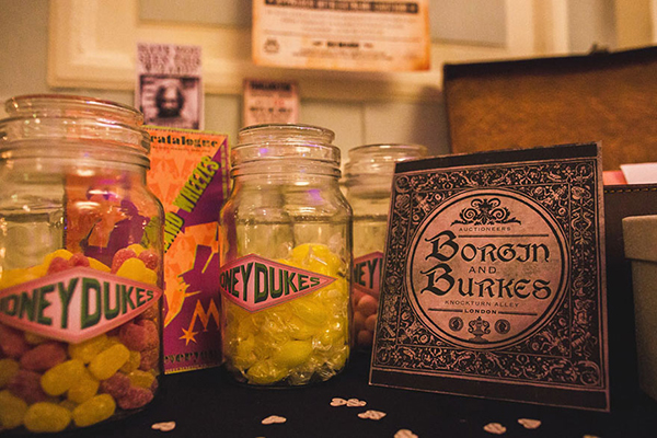 趣看｜让宇宙级哈利波特迷告诉你，婚礼可以多酷炫