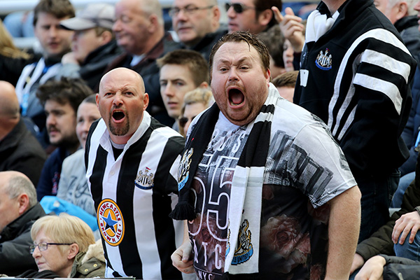喜鹊降级，老板有毒！你曾经被纽卡斯尔球迷感动过吗？